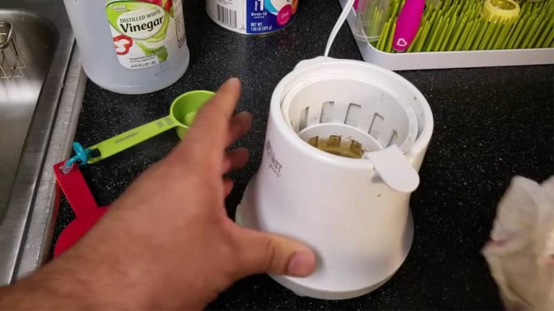 how to clean a bottle warmer